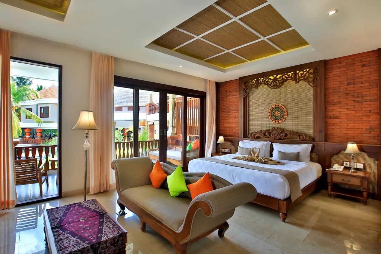 Resort Field 4*